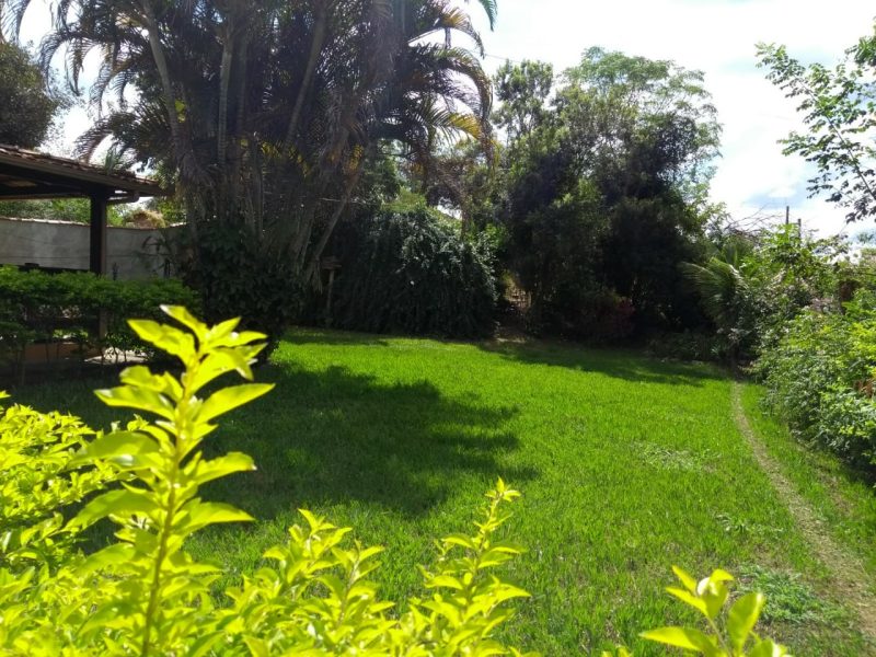 IMOVEL LOCALIZADO EM BAIRRO RESIDÊNCIAL,A MENOS DE 2 KM DO CENTRO DA CIDADE;
A MENOS DE 50 M DE CAMPO DE FUTEBO E ACADEMIA POPULAR;
A MENOS DE 2 KM DE SUPERMERCADOS,LOJAS E ESCOLAS;
A MENOS DE 2 KM DA REGIAO DOS BARZINHOS (ARENA SOCCER,BAR DA CLEUZA,BAR DO BARRAO,NATIVA,EMPORIO);
A MENOS DE 4 KM DA ENTRADA DE ACESSO A CIDADE MATOZINHOS/CAPIM BRANCO;
A MENOS DE 800M DE PONTOS DE ONIBUS.