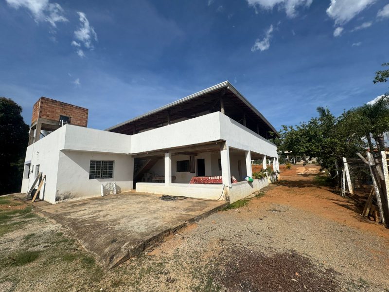 WhatsApp-Image-2025-12-08-at-10.01.54