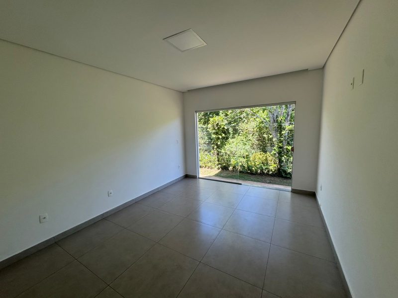 WhatsApp-Image-2025-12-08-at-10.02.05-5