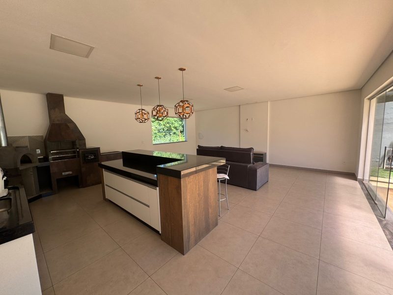 WhatsApp-Image-2025-12-08-at-10.02.06-3